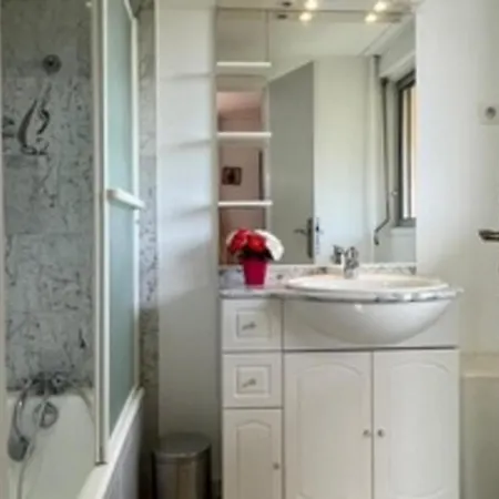 With Stunning Views And Total Comfort * Cannes