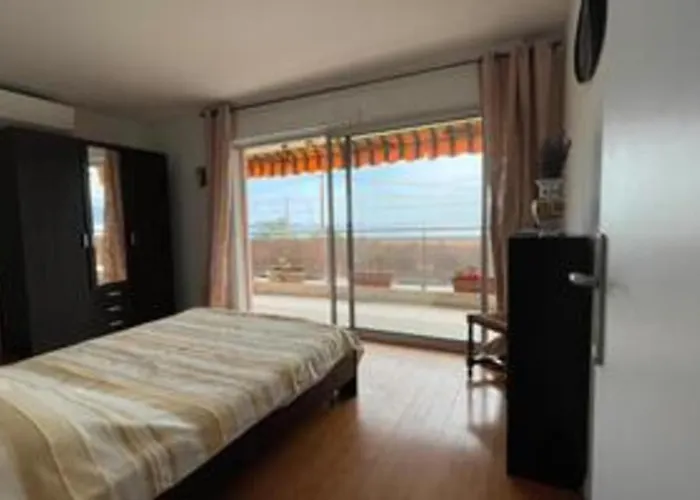 With Stunning Views And Total Comfort * Cannes