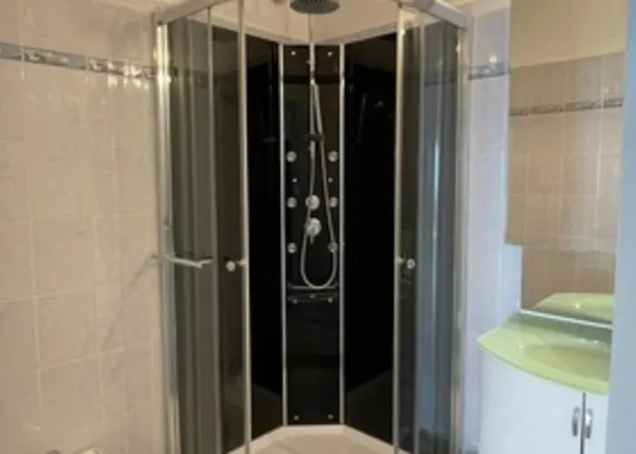 With Stunning Views And Total Comfort Daire